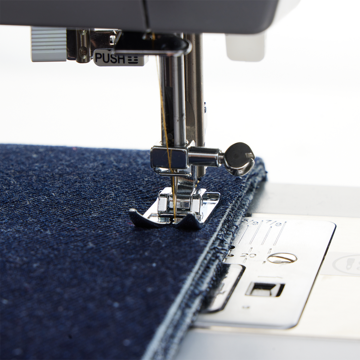 Máquina de coser Singer Facilita Pro 4411