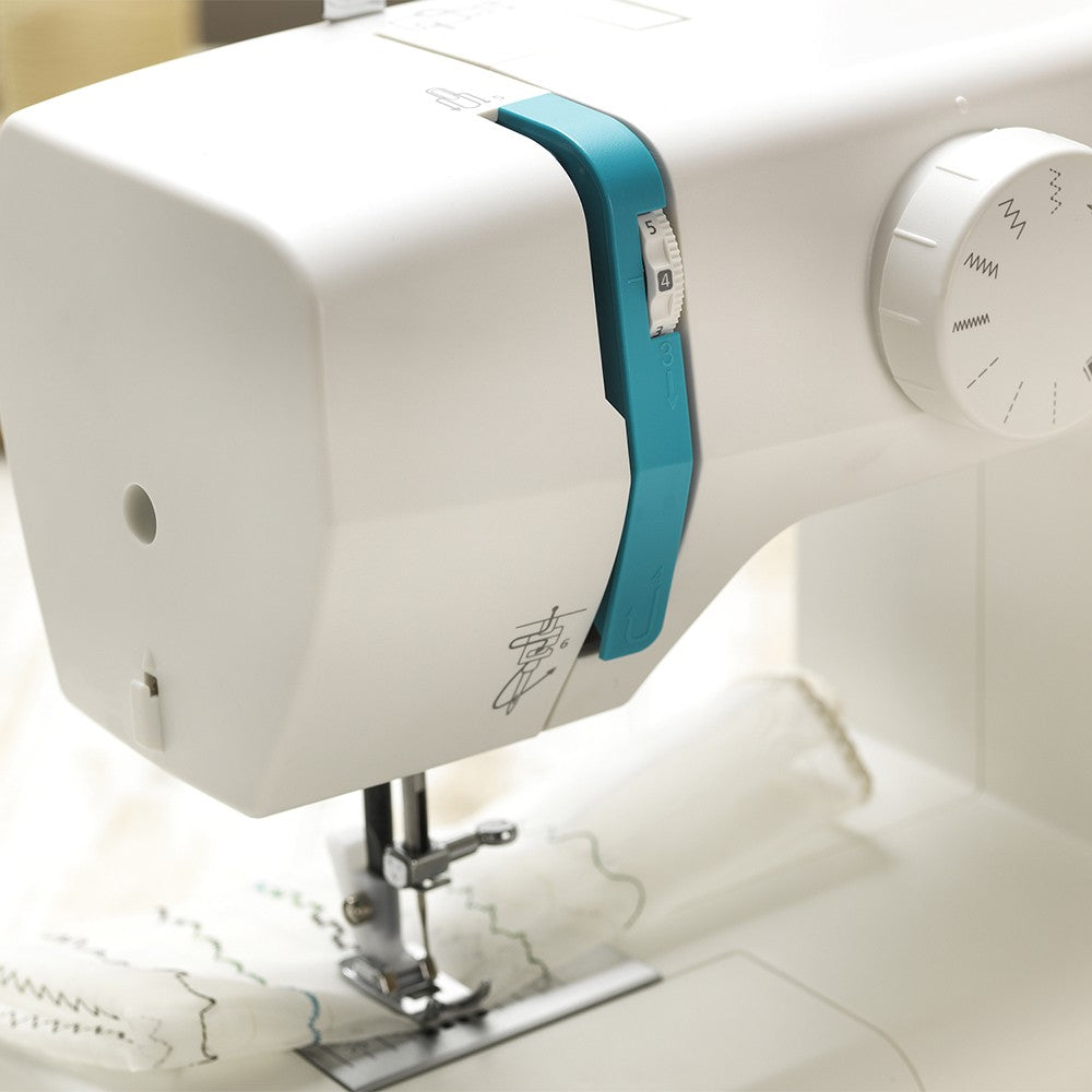 Máquina de Coser Merritt ME9100