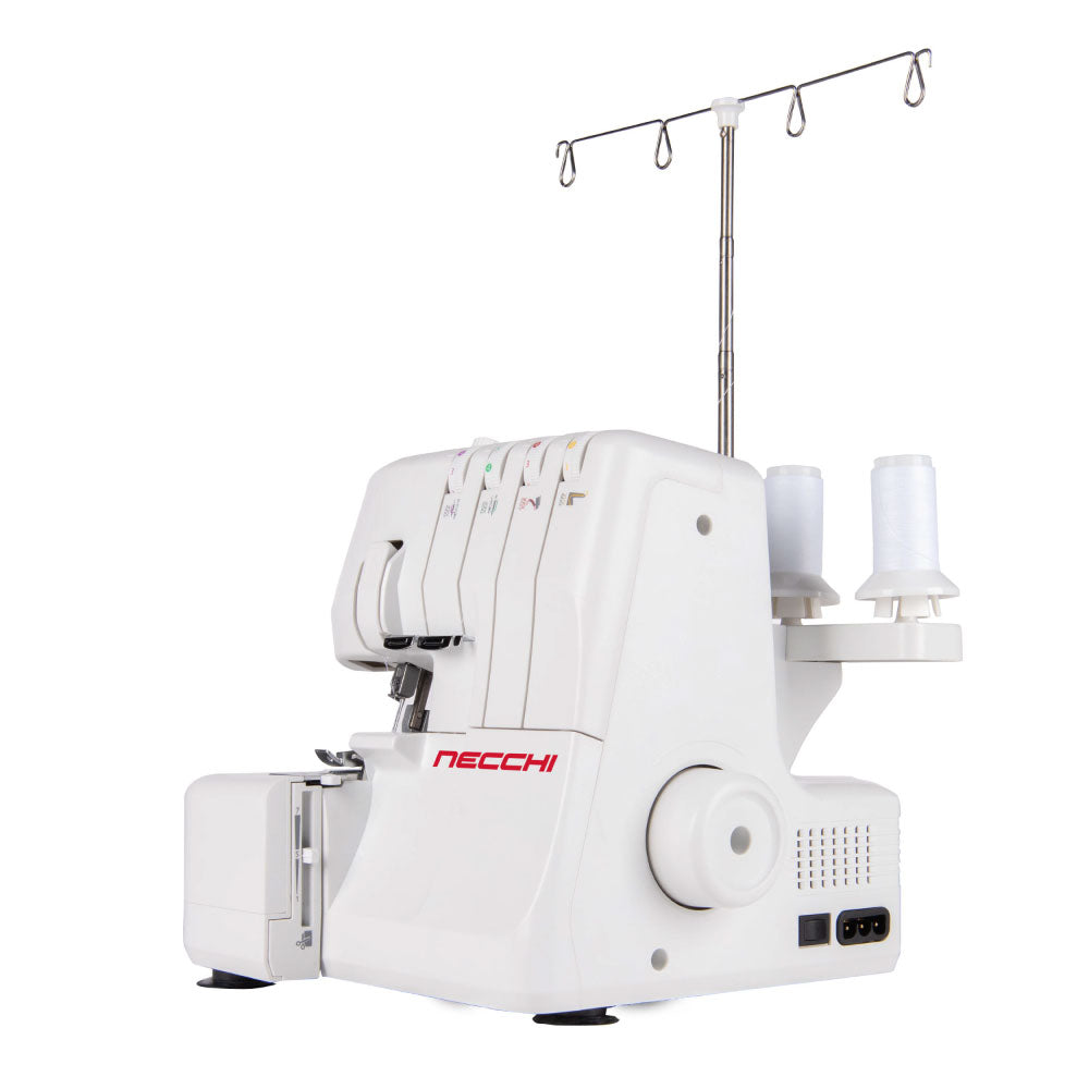 Máquina Overlock Necchi L234A